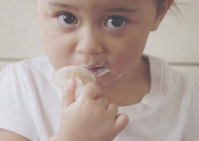 Cepillo de dientes de silicona Haakaa 360º uso niño