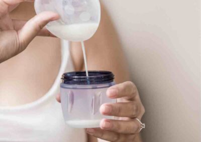 Recolector de leche materna LadyBug de Haakaa. Crea tu propio banco de leche. Discreto, cómodo y flexible.