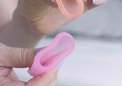 Copa menstrual fabricada en silicona suave y flexible de alta calidad